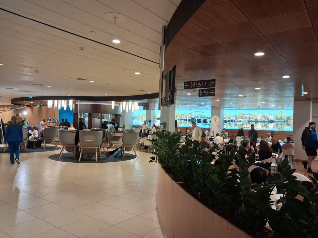 shengen lounge 25